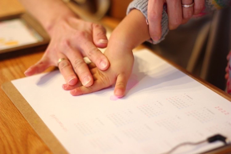 2023/1/21(土)富士Besso ALTANA『手形足形アート教室;家族で作るファミリーツリー』