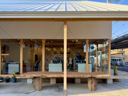 【トークセッション】2/22(日) 富士宮「一枚板を生かす空間の作り方 – FUN AND GAMES×リビングディー代表-」