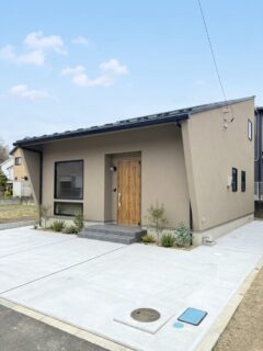 【見学会】3/21(土)~4/12(日) 都留市|セミオーダー住宅 KIBACO|平屋みたいな2階建て「ゆとりと快適さを叶えた住まい」