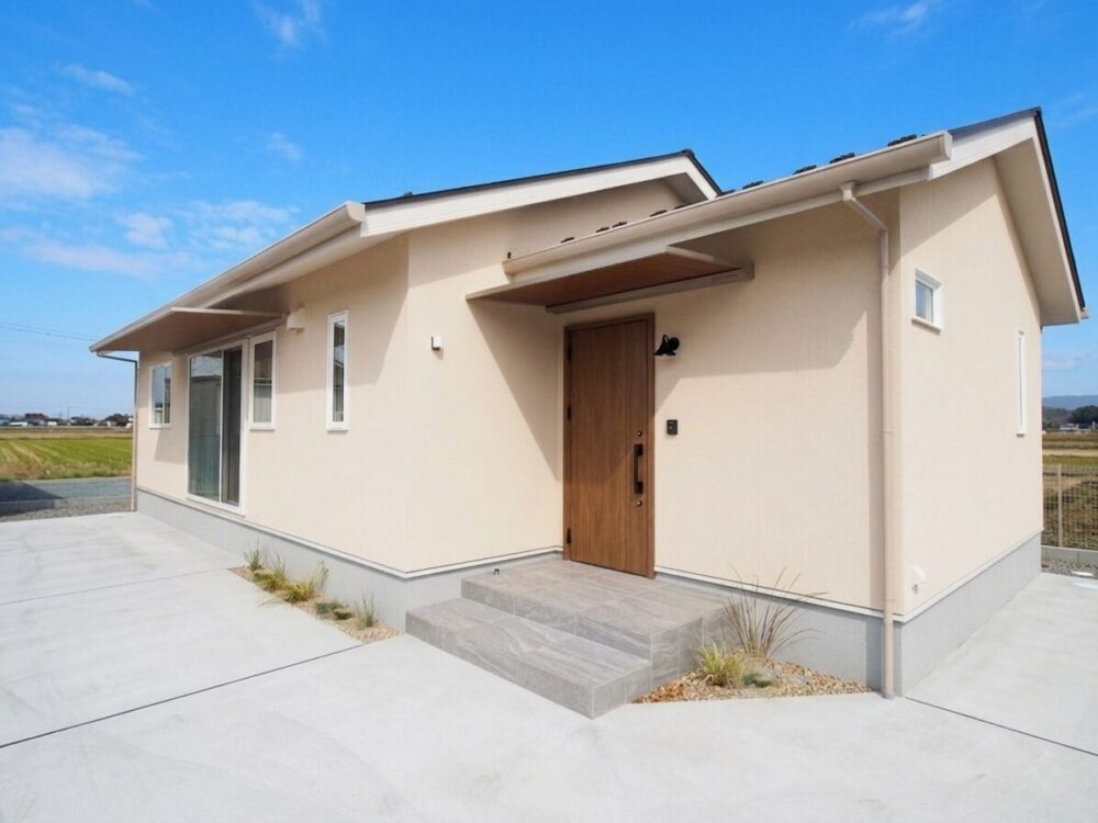 【見学会】3/28㈯〜4/19㈰ 中央市｜HIBIKI Premium <br>「家事動線×大容量の土間収納と納戸。暮らしが整う“塗り壁の平屋”」