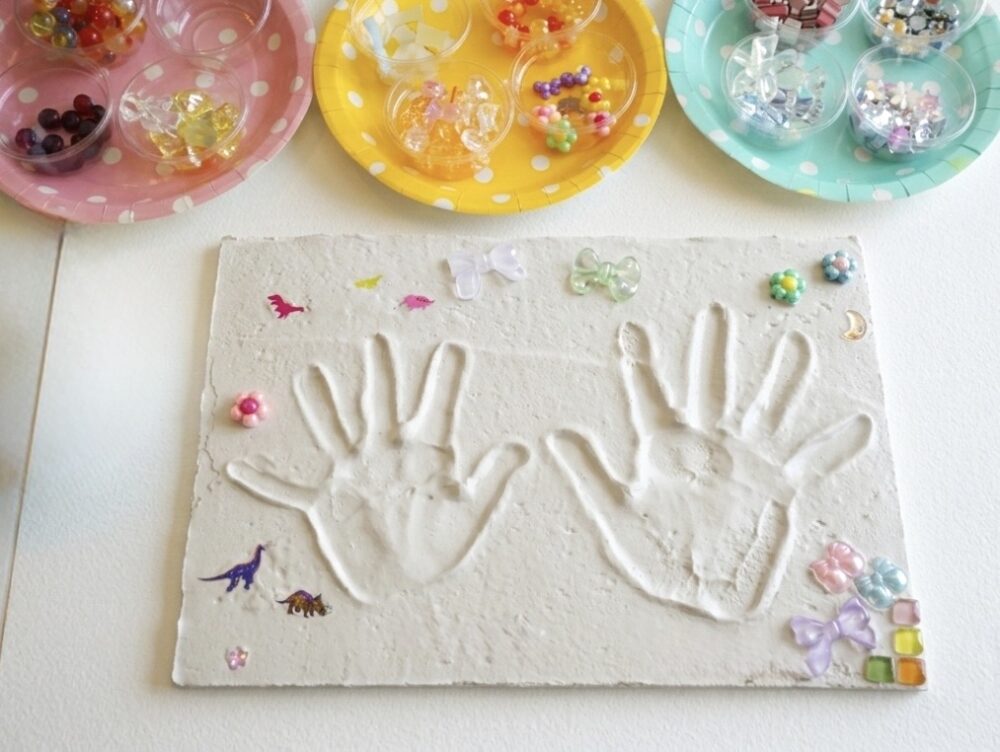 【イベント開催】5/2(土)・3(日) 自然素材ワークショップ<br>漆喰で作るフォトフレーム＆手形アート｜沼津モデルハウス