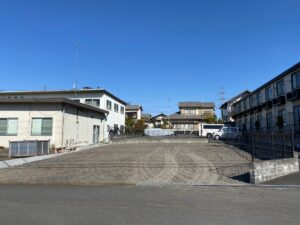 ★万野原新田　南面道路学校近くの土地　850万円★