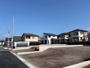 ★小泉3区画　南面6m道路100坪の土地★御成約ありがとうございました。♪