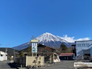 ★富士山に近い平屋の広々中古住宅(土地114坪)1350万★