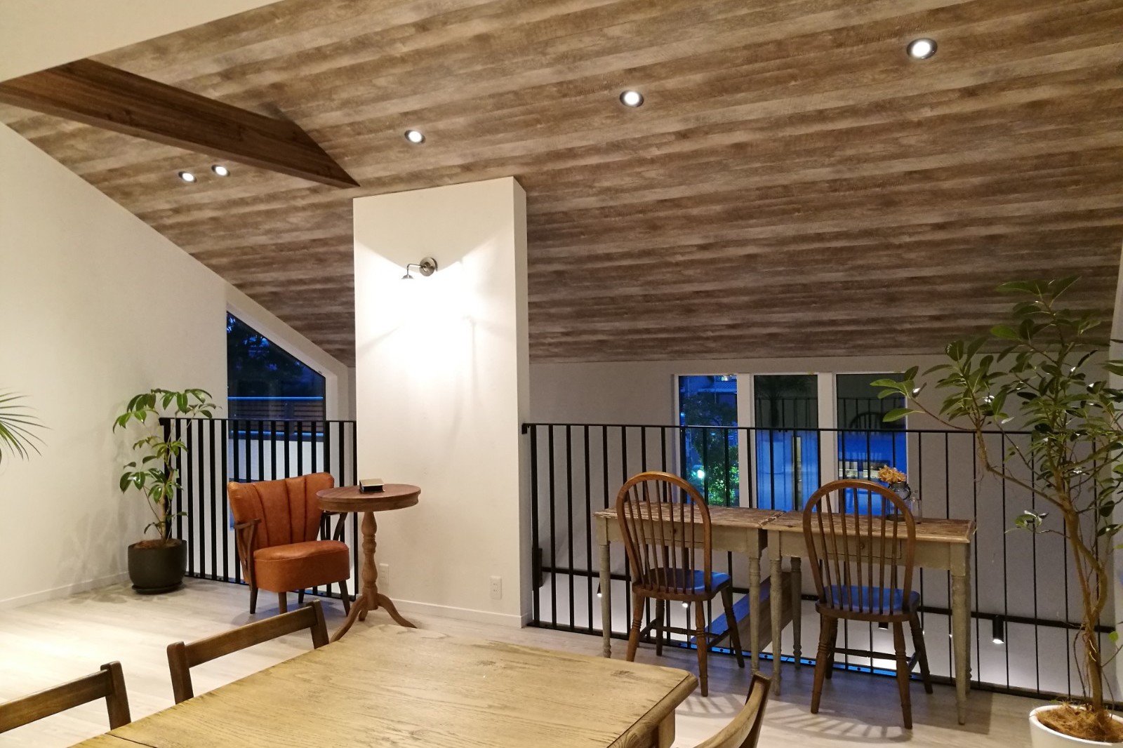 【4月14日（土）・15日（日）まるごと大感謝祭】HANAREのおすすめ、無垢一枚板”MUKU-TEN”