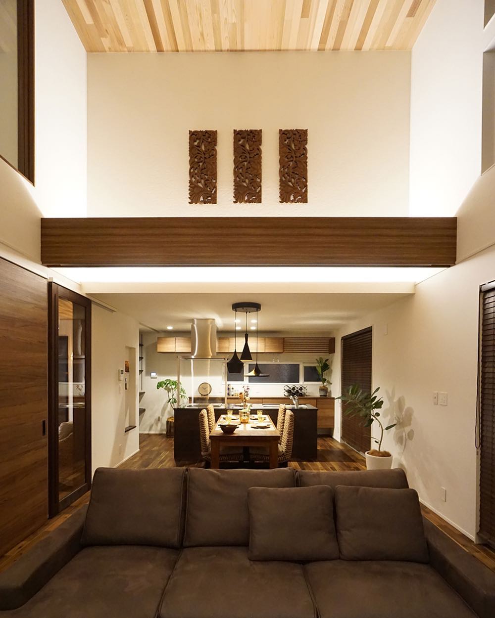 #第一建設 #hibiki #livingd #静岡 #新築 #インテリア #デザイン #リビング #ダイニング #キッチン #収納 #ソファ #バリ #bali #おうちごはん #おうち #おうちカフェ #レッドシダー #アカシア #吹き抜け