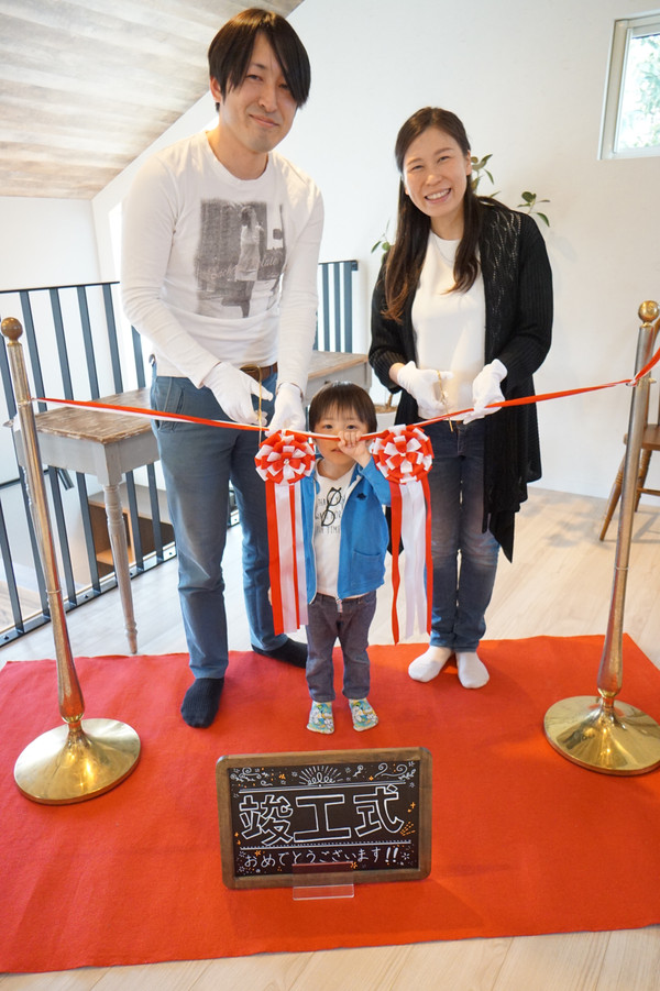 笑顔いっぱいの竣工式。【藤枝支店】