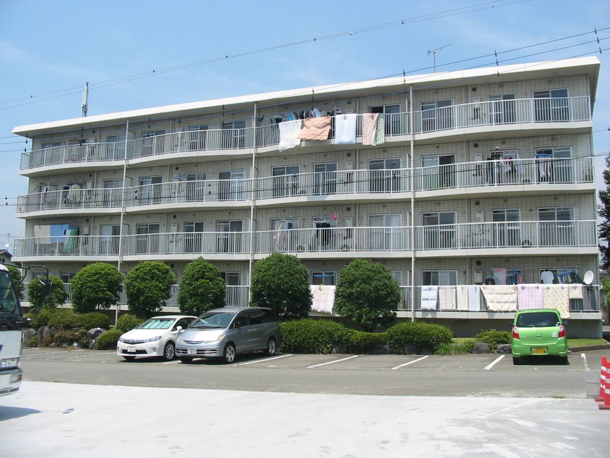 ンダ富士宮市万野原新田　３DK