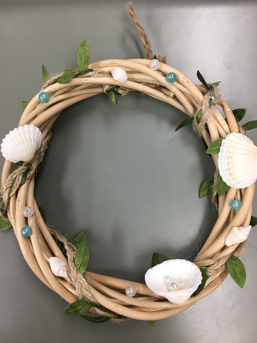貝殻のリースを作ってみました【HIBIKI富士店】