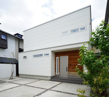 裾野市伊豆島田　ＨＩＢＩＫＩプレミアムZEH仕様居住実例『とびきり快適であたたかい家見学ツアー』