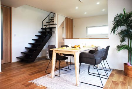 新米店長トホホ日記vol502富士吉田市 新西原ゼロエネルギー（ZEH)住宅期間限定モデルハウスOPEN