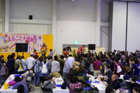 たくさんお菓子を拾おう！