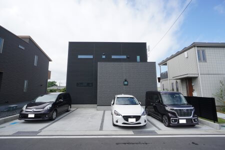 こだわりが詰まったモダンで妖艶なお家【リフォーム・リノベ】