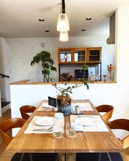 会話が絶えないキッチン﻿ キッチンからリビングとダイニングテーブルが見渡せます﻿