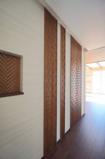 見たことのないオリジナルの玄関ホールに【HIBIKI本社富士店】