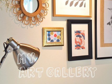 額の中身はスタッフのお気に入り﻿ ﻿ #おんなのこのスキをつめこんだお家 に合うデザインをセレクト﻿ ﻿ これも見てほしいポイント🌷﻿ ﻿ ﻿ ﻿ ﻿ Episode1﻿ #おんなのこのスキをつめこんだお家﻿ ﻿ ﻿ 女性設計士が設計を担当し﻿ 女性スタッフがコーディネートしたお家﻿ ﻿ ﻿ 『富士市富士見台にあるアルタナの別荘 @besso_altana から始まる物語』﻿ ﻿ ﻿ # KIBACO03 は十人十色に家が変化。﻿ ﻿ ﻿ ﻿ 次はどんなテーマのコーディネートにしようかな、とスタッフで考えています。﻿ ﻿ オールホワイトでシンプルなお家？﻿ グリーンをいっぱい置いたお家？﻿ 本に囲まれたお家？﻿ ﻿ ﻿ ﻿ ﻿ presented by ﻿ @livingd_works_daiichikensetsu ﻿ ﻿ ﻿ ﻿ ▽△ ▽△ ▽△ ▽△ ▽△ ▽△ ▽△ ▽△ ▽△ ▽△ ▽△ ▽△ ▽△﻿ ﻿ 1/18 Sat. 19 Sun ﻿ \KIBACO 03 OPEN HOUSE/﻿ ﻿ Place ﻿@besso_altana Time 10:00-16:00﻿ ﻿ 1/19 Sun \SUNDAY MARKET/﻿ ﻿ Place ﻿@besso_altana Time 10:00-15:00 (無くなり次第終了です)﻿ ﻿ ▽△ ▽△ ▽△ ▽△ ▽△ ▽△ ▽△ ▽△ ▽△ ▽△ ▽△ ▽△ ▽△﻿ ﻿ ﻿ ﻿ #静岡﻿ #富士市﻿ #富士見台﻿ #ロングライフデザイン﻿ #お家づくり﻿ #暮らし方﻿ #帰りたくなるお家﻿ #イベント﻿ #OPENHOUSE﻿ #SundayMarket﻿ ﻿ #アート﻿ #アート好き #アートのある暮らし ﻿