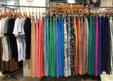 今週のLivingDコラム「カラフルを楽しもう！似合う色診断教室」