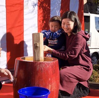 お正月 お餅つき開催しました♪【藤枝支店】