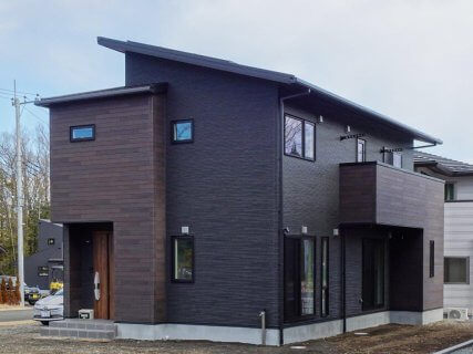 LivingDとエースホームの思い出に残るお住まい