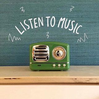 ﻿
2回の子供部屋にあるBluetoothのスピーカー🎶﻿
﻿
楽天市場さんで見つけました！﻿
﻿
手のひらに乗るコンパクトなデザイン﻿
﻿
見た目によらずしっかり音も出て、有能なアイテム💡﻿
﻿
機会っぽい見た目じゃないので、インテリアと馴染んでいい感じ👌﻿
﻿
﻿
▽△▽△▽△▽△▽△▽△▽△▽△▽△▽△▽△▽△▽△▽△▽△▽△▽△▽﻿
﻿
3/14-15はOPENHOUSE🏠﻿
﻿
10:00-18:00まで！﻿
﻿
明日15日は、SUNDAY MARKETと #イエミテ も開催中🎵﻿
﻿
▽△▽△▽△▽△▽△▽△▽△▽△▽△▽△▽△▽△▽△▽△▽△▽△▽△▽﻿
﻿
﻿ \ご質問、コメントお答えします✨/﻿
﻿
あのインテリアどこの？﻿
壁紙どこの？﻿
ベッソアルタナってどこ？﻿
﻿
などなどお待ちしてます😊﻿
﻿
KIBACO03以外のご質問もお答えします！お気軽にどうぞ🎵﻿
﻿
﻿
KIBACO 03ご見学できます！﻿
プロフィールのリンクへGO✨﻿
﻿
﻿
@altana_cafe の別荘、 @besso_altana という場所に新しく完成した、#KIBACO03 は十人十色に家が変化﻿
﻿
第1弾お家のインテリアテーマは、﻿
『 #おんなのこのスキをつめこんだお家』﻿
﻿
produced by ﻿
@livingd_works_daiichikensetsu ﻿
﻿
﻿
﻿
﻿
#静岡﻿
#富士市﻿
#富士見台﻿
#ロングライフデザイン﻿
#お家づくり﻿
#暮らし方﻿
#新築計画中の人と繋がりたい﻿
#ママ﻿
#パパ﻿
#おうち見学﻿
#富士市イベント﻿
#ファミリー﻿
#インスタ映え﻿
#富士市ママ﻿
#ママライフ﻿
#ベビー﻿
#子供のいる暮らし﻿
#プレママ﻿
#ママ友﻿
#お手入れ﻿
#女の子ママ﻿
#男の子ママ﻿
#OPENHOUSE﻿
#お家見学﻿
#スピーカー﻿
#インテリア﻿
<p>[button url='https://www.livingd.jp/besso_altana' title='Baeeo_ALTANAモデルハウス >>' color='#1e73be' icon=' icon-triangle-right' size='default' newwindow='1']</p>