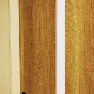 .
見学会 チョッとご案内♫

26日まで予約制にて開催しております、藤枝市下青島のお家のLDKをご案内♪

オークの無垢床にテレビ面にウエスタンレッドシダーを施工、天井を掘り上げ梁を現し、木の温もりを感じるリビング。
キッチンも奥様こだわりのペンダントライトやタイルなど見どころ満載です！！
      
⛰ 4/11(土)～26(日)
   
『 登山・キャンプ好きの方必見❕
   登山用品を収納するガレージのある家 』
      
詳細・ご予約は @daiichi_fujieda の
プロフィールURLより 💌
   
※ 新型コロナウイルス感染拡大の状況を踏まえ、ご来場者様の健康と安全を第一に考え、ご見学いただくお客様が重ならないように日時を相談させていただく場合がございます。申し訳ございませんが、予めご了承お願い致します。
 
安心してご見学いただけます。
ご来場お待ちしております。
   
#見学会 #予約制 #ガレージのある家 #登山 #キャンプ #アウトドア #収納たっぷり #趣味と暮らす家 ------------------------------
@daiichi_fujieda
藤枝市水守2-1-1
TEL054-645-5900
------------------------------
,
,
住まいのご相談やモデルハウス見学 、お気軽にご予約ください😊
ご興味のある方はお電話、HP、DMからどうぞ！
,
livingd 第一建設 藤枝支店は#静岡県 #藤枝市 にあります✨
,
HOUSE OF THE YEAR in ENERGY 特別優秀賞3年連続特別優秀賞受賞や
#長期優良住宅 ZEH など性能の高い建物はもちろん#無垢の床 や#自然素材 を生かしたデザイン性のある注文住宅を中心に木の家 を造っています✨
,
藤枝支店は水曜日定休で#モデルハウス を公開中です！
隣接する XOXO （キスキス）はZEH仕様の #カフェ です。（水曜＆土曜 定休）
子育て世代のパパ 静岡ママ にぴったりの#家づくり をサポートいたします✨  #施工実例静岡県 #藤枝市 にあります✨
,
HOUSE OF THE YEAR in ENERGY 特別優秀賞3年連続特別優秀賞受賞や
#長期優良住宅 ZEH など性能の高い建物はもちろん#無垢の床 や#自然素材 を生かしたデザイン性のある注文住宅を中心に木の家 を造っています✨
,
藤枝支店は水曜日定休で#モデルハウス を公開中です！
隣接する XOXO （キスキス）はZEH仕様の #カフェ です。（水曜＆土曜 定休）
子育て世代のパパ 静岡ママ にぴったりの#家づくり をサポートいたします✨  #施工実例