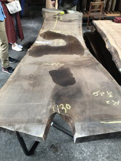 世界に一つだけのテーブル【藤枝支店】