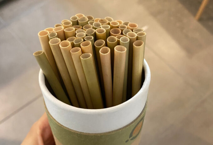 環境にやさしい「サステナブルストロー」