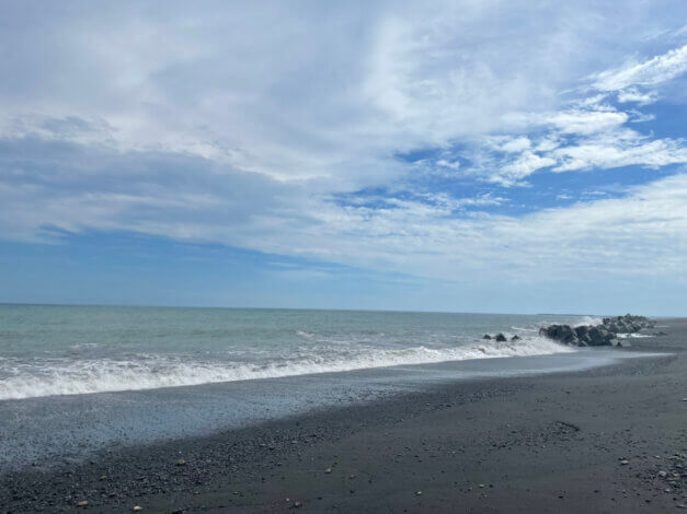 密を避けて夏を感じたい🌞！浜辺を歩く休日。