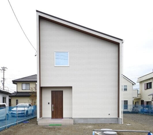 塗り壁のようで塗り壁じゃない！？【藤枝支店】