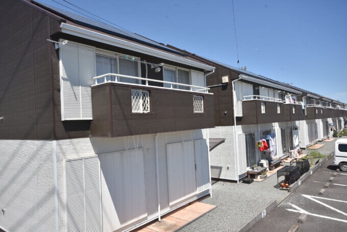 賃貸アパート『富士市日乃出町　２ＬＤＫ』ネット使用無料