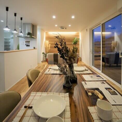 『シアタールーム』の或るリビング