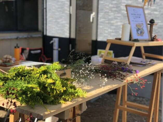 見学会場でスワッグづくり♩