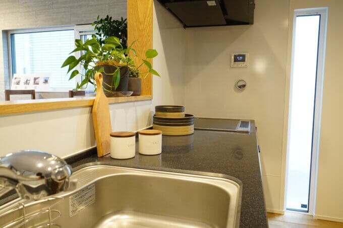 ホーローを使ったキッチン