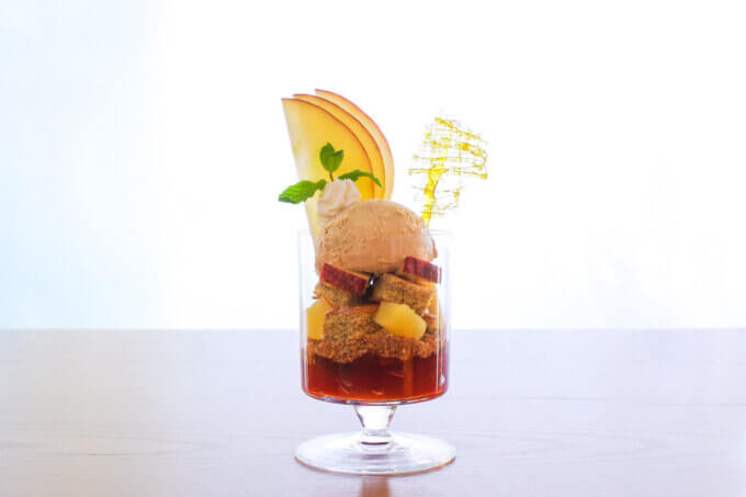 ALTANA cafe 新作パフェ登場✨