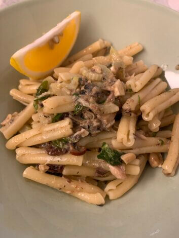 日々のこと。便利なピリ辛ガーリック味のいわし油漬を利用してパスタごはん。【山本ブログ】