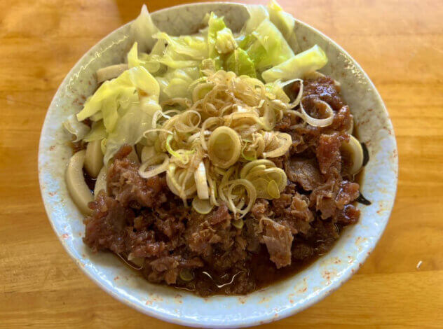 暑い日に甲府で吉田のうどん食べました！