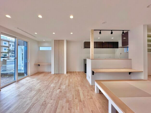 桜の無垢フローリングのお家