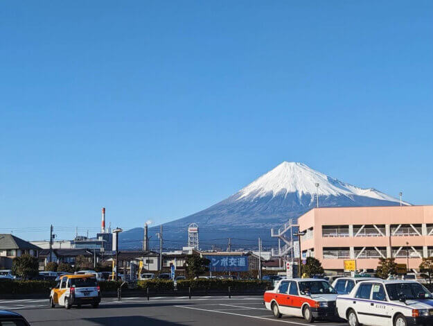 新富士駅北口から富士山がばっちりみえます！徒歩8分の16区画の分譲地
