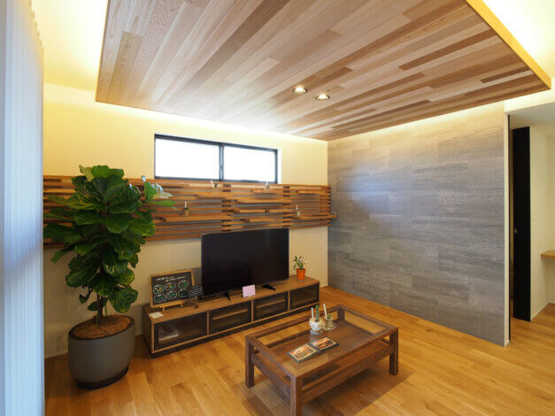 あこがれの リビングレッドシダー天井【藤枝支店ブログ】