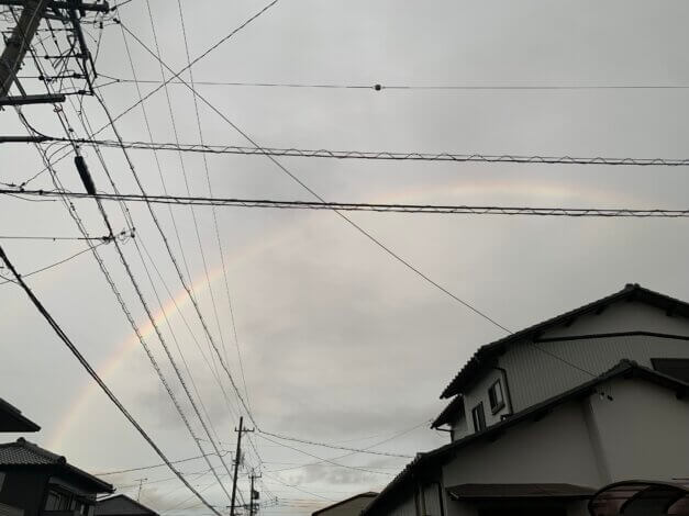 日々のこと　ほんの一瞬　雨上がりの虹【山本ブログ】