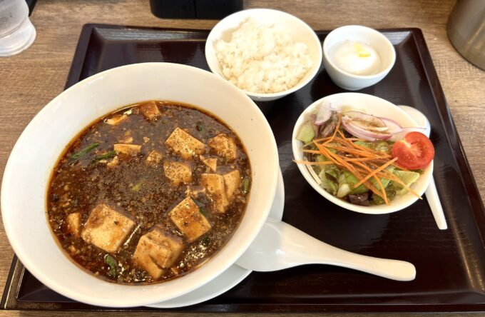 らーめん？麻婆豆腐？