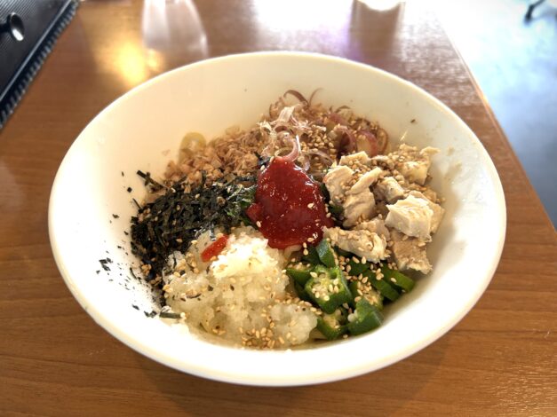 【富士市】麺屋松の夏限定「冷やしまぜそば」が絶品！さっぱり梅風味で暑い日にもぴったり！！