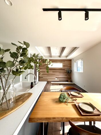 写真で見る♪シンプルで心地よいHIBIKIのお家【沼津市庄栄町｜完成見学会】