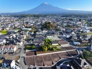 アクセスがいい立地　市外通勤の方にもオススメ　富士宮市小泉分譲地