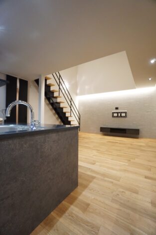 夜の表情が美しい！　光がデザインする家