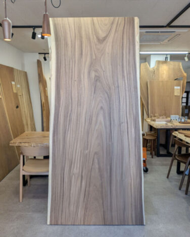 【新入荷】【モンキーポッド一枚板】MPー2517