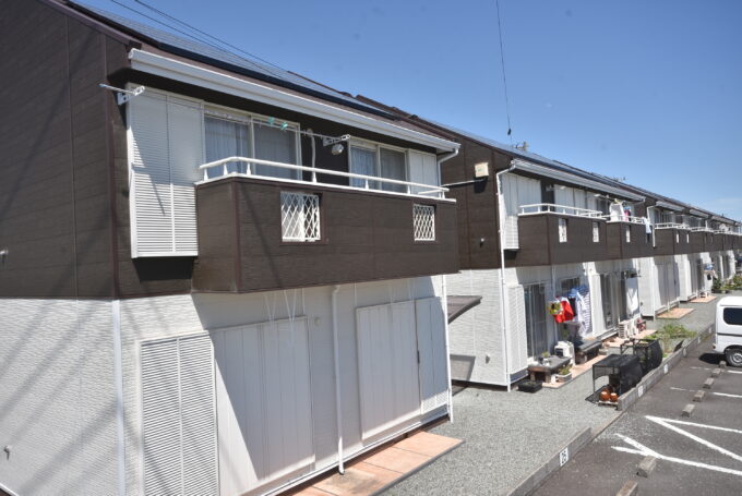 賃貸アパート『富士市日乃出町 2LDK』広いリビングになりました。