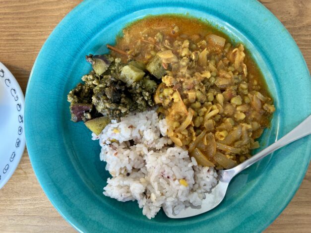 三島市徳倉 店舗リノベ みとら食堂　カレーもおやつもおススメです【山本ブログ】