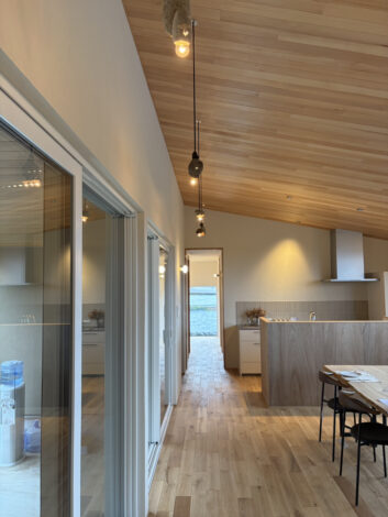 富士宮市 自然素材の平屋 見学会初日｜お客様をご案内しました。