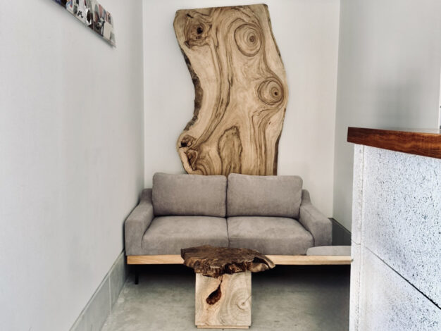 個性豊かな一枚板が並ぶ空間｜2/22(日) POP UPイベント開催